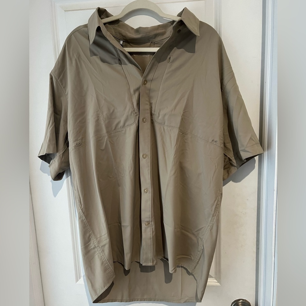 Under Armour Heat Gear Tan Shirt